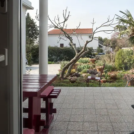 Summer Bloom Apartment Krk Town