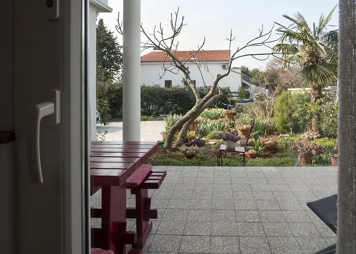 Summer Bloom 아파트 크르크