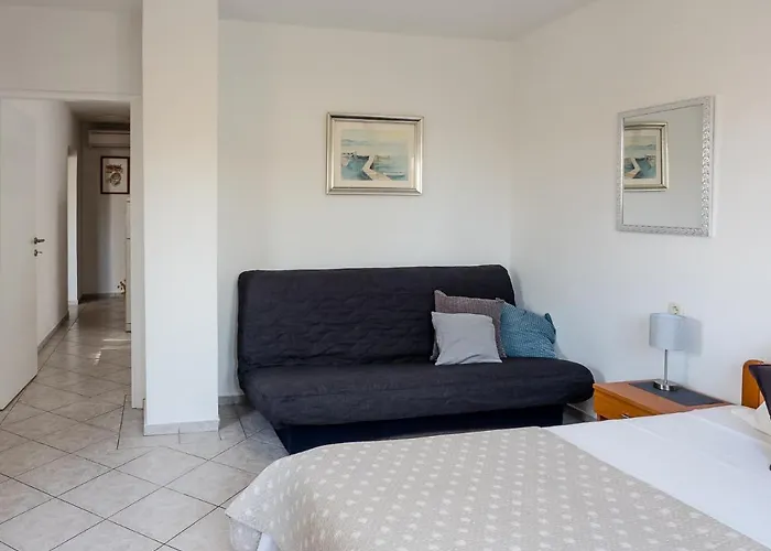 아파트 Summer Bloom 크르크